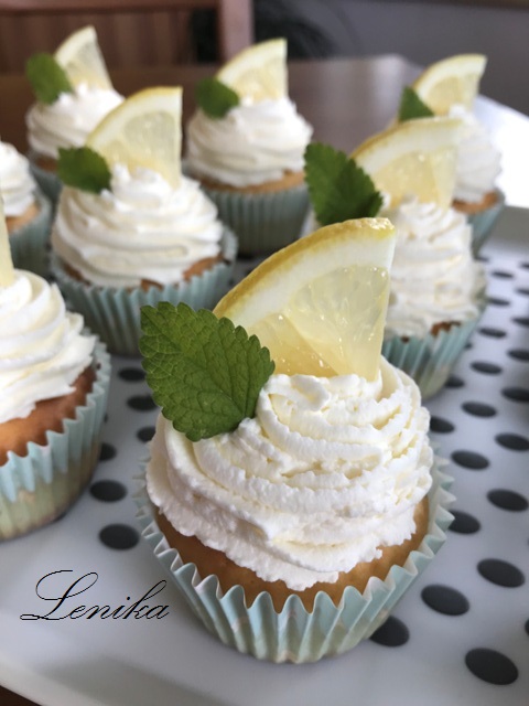 citronové muffiny